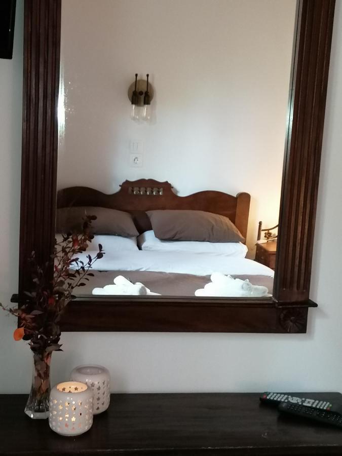 Ξενώνας Το Πατρικό Karia  Экстерьер фото